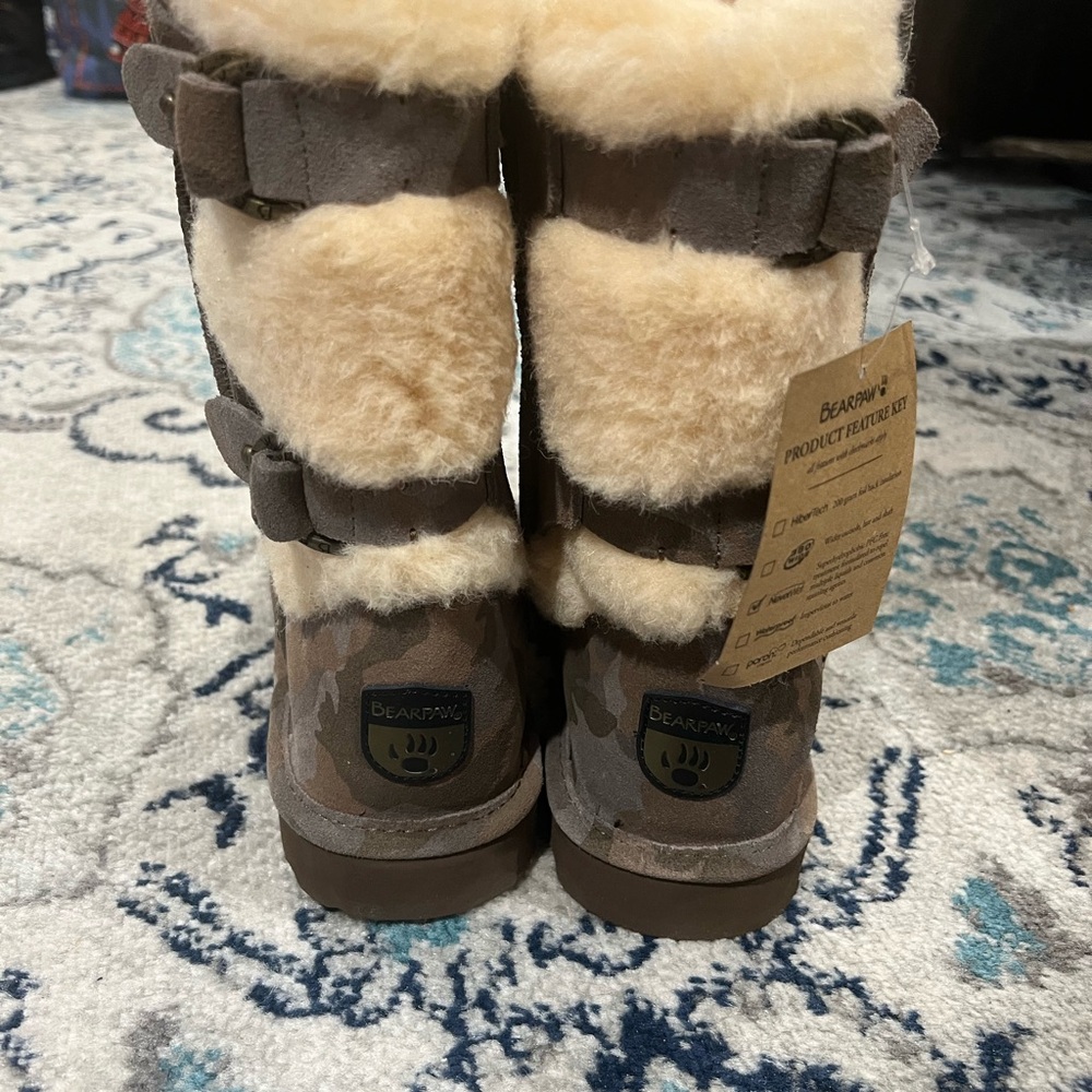BearPaw Eloise Camouflage Boots, Women’s size 11 - Picture 2 of 6